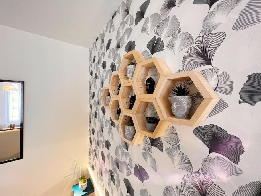 Studio Charmant Hyper Centre Коняк Екстериор снимка